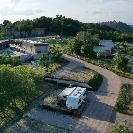 Floria Glamping Garden Labin