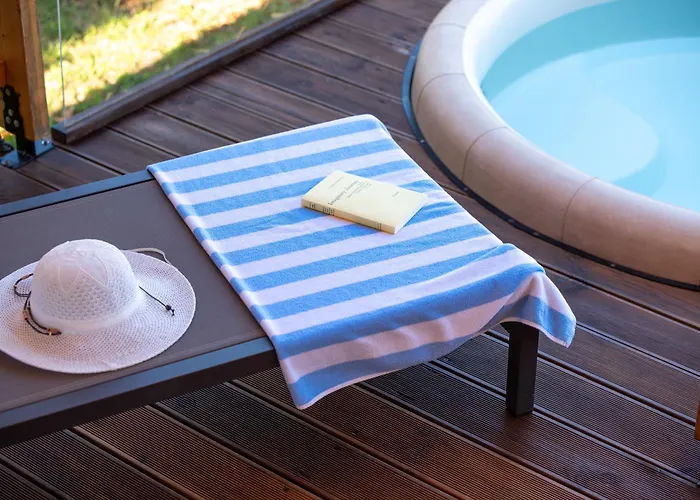 Floria Glamping Garden