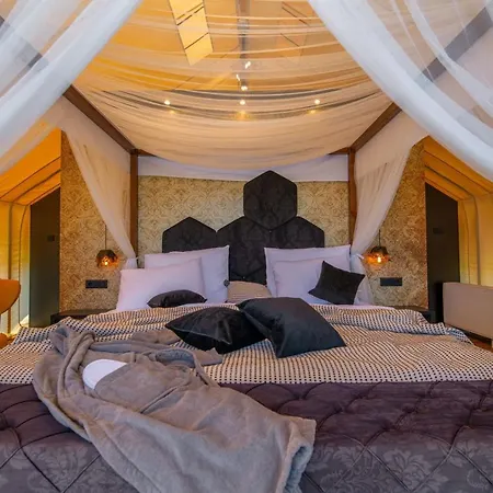Floria Glamping Garden Labin (Istria)