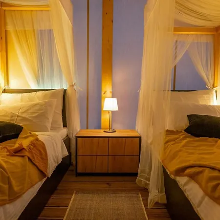 Floria Glamping Garden
