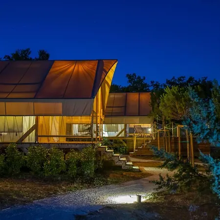 Floria Glamping Garden 4* Labin (Istria)