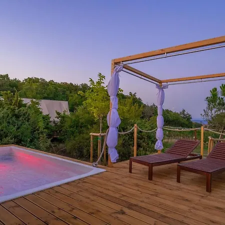 Campsite Floria Glamping Garden