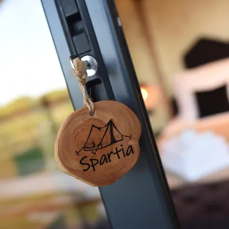 Floria Glamping Garden Campsite