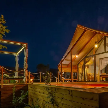 Campsite Floria Glamping Garden 4*