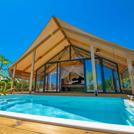 Campsite Floria Glamping Garden Labin (Istria)